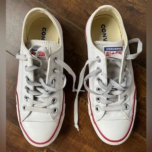 Converse Chuck Taylor Leather Sneaker